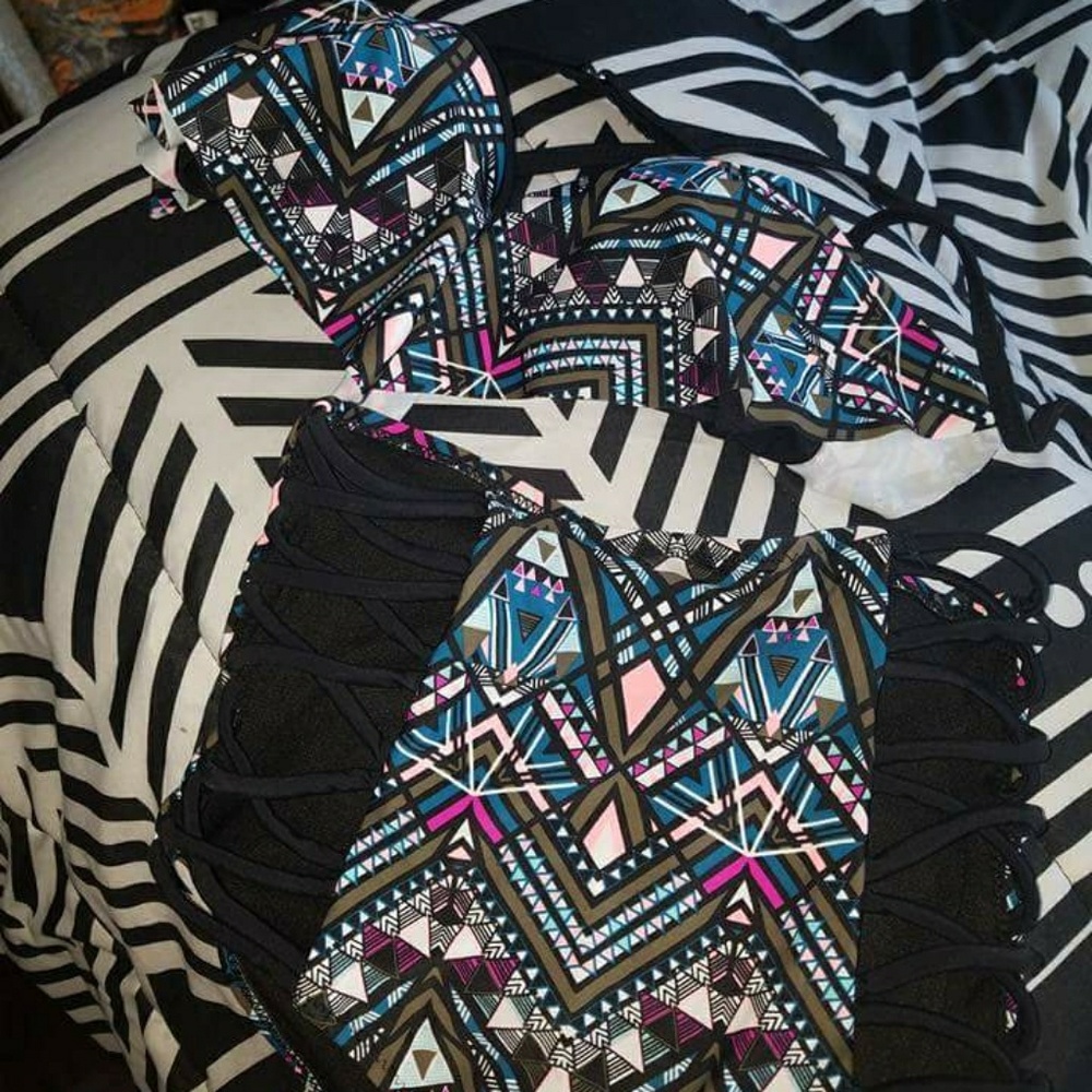 Swimming suit